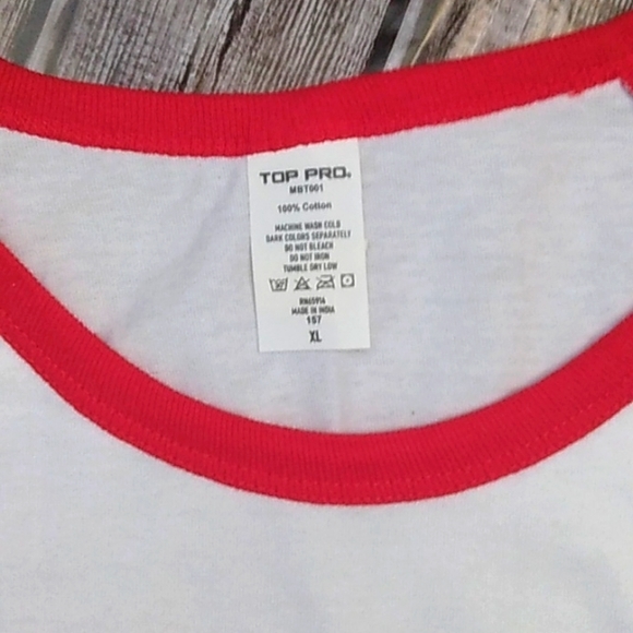 🎈SALE🎈VALENTINES TEE SHIRT - Picture 3 of 4